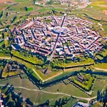 Gasthof La Di Maur - Camere & Appartamenti Attimis